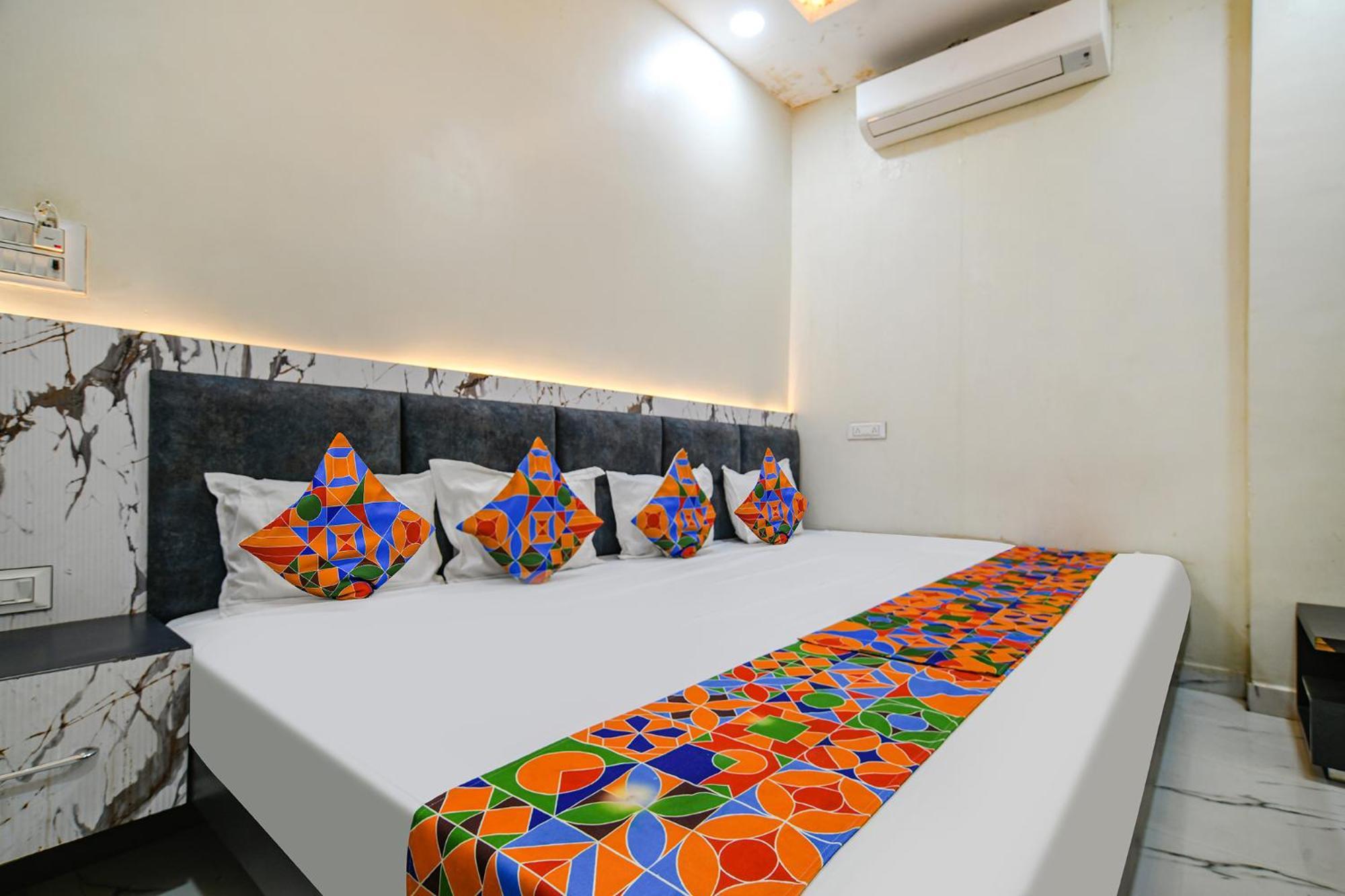 Fabexpress Orbit Hotel Ujjain Buitenkant foto