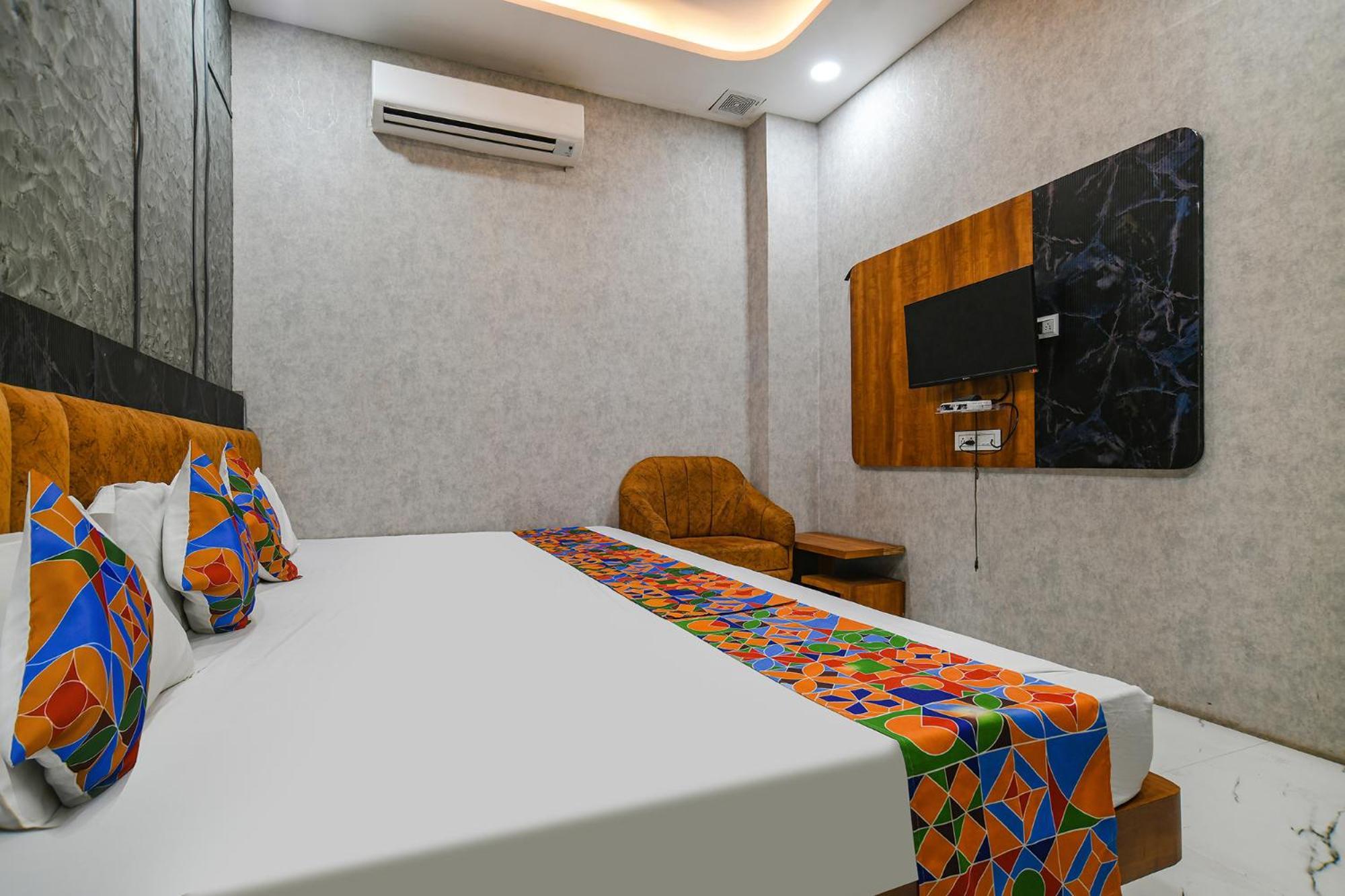 Fabexpress Orbit Hotel Ujjain Buitenkant foto