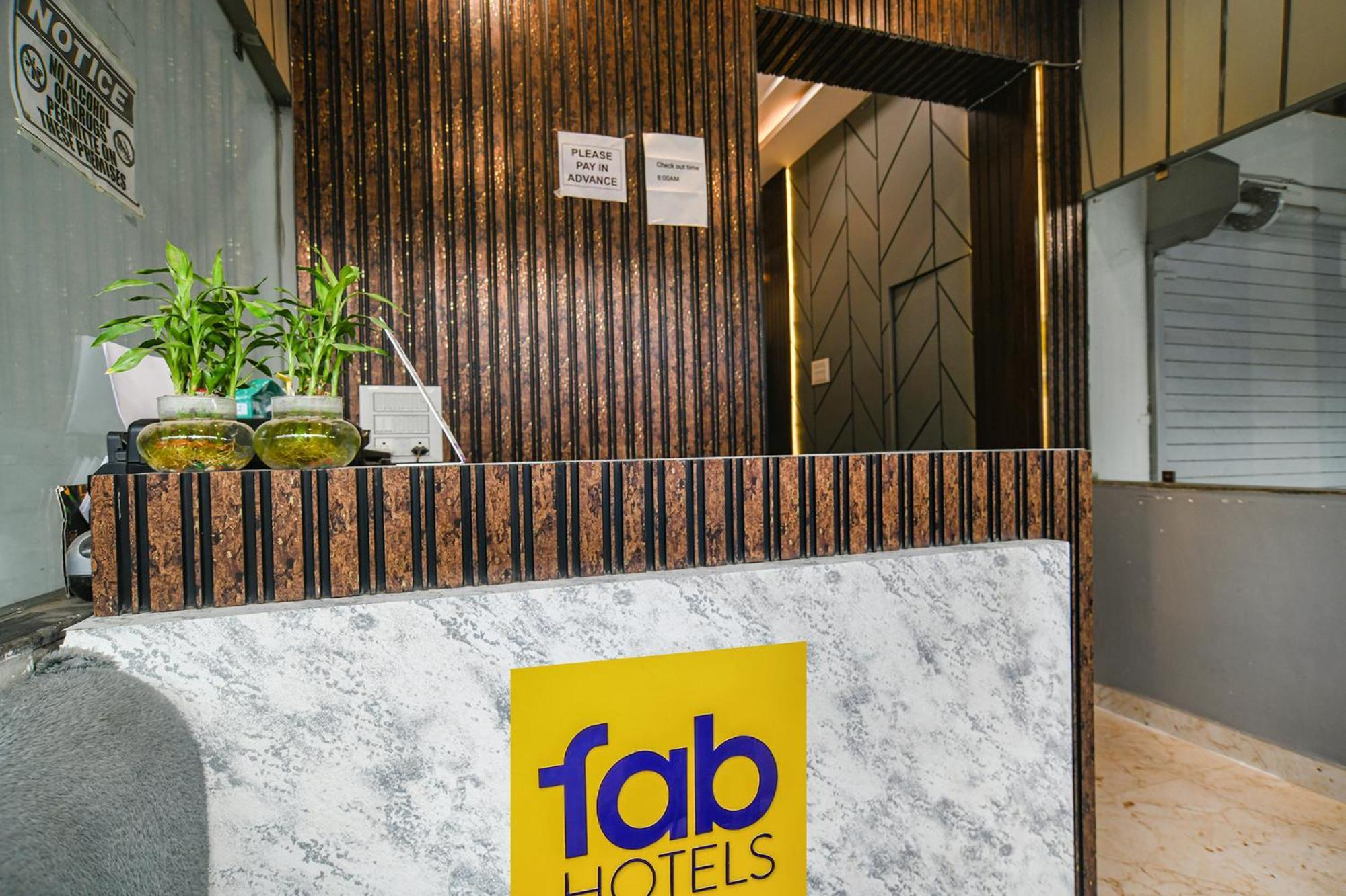 Fabexpress Orbit Hotel Ujjain Buitenkant foto