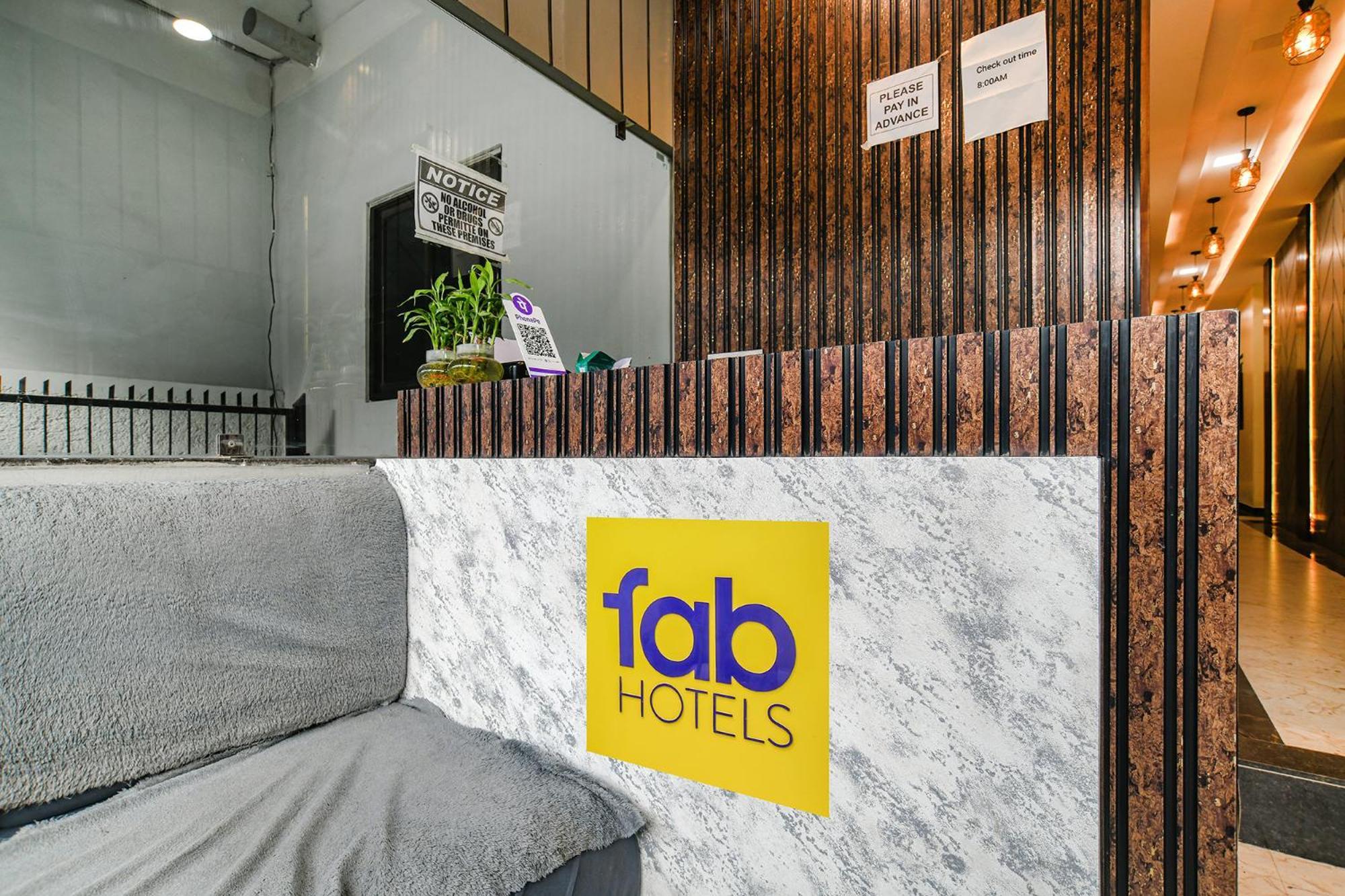Fabexpress Orbit Hotel Ujjain Buitenkant foto